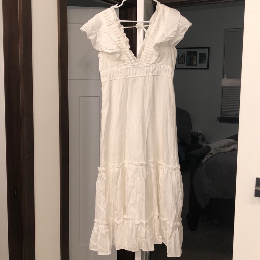 White dress petal and pup